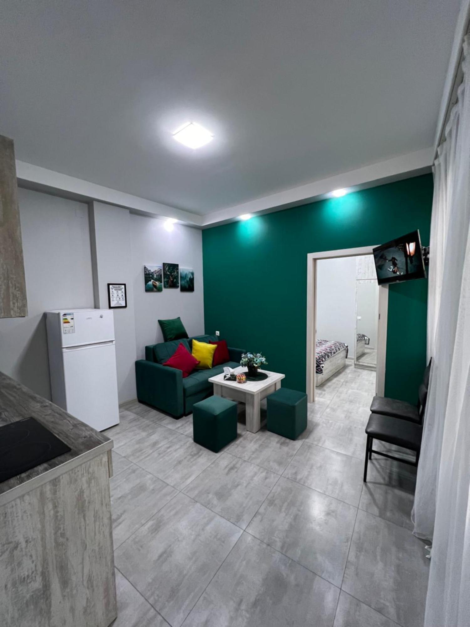 Cosy Apartment With Good Location Self Check In Erevan Esterno foto