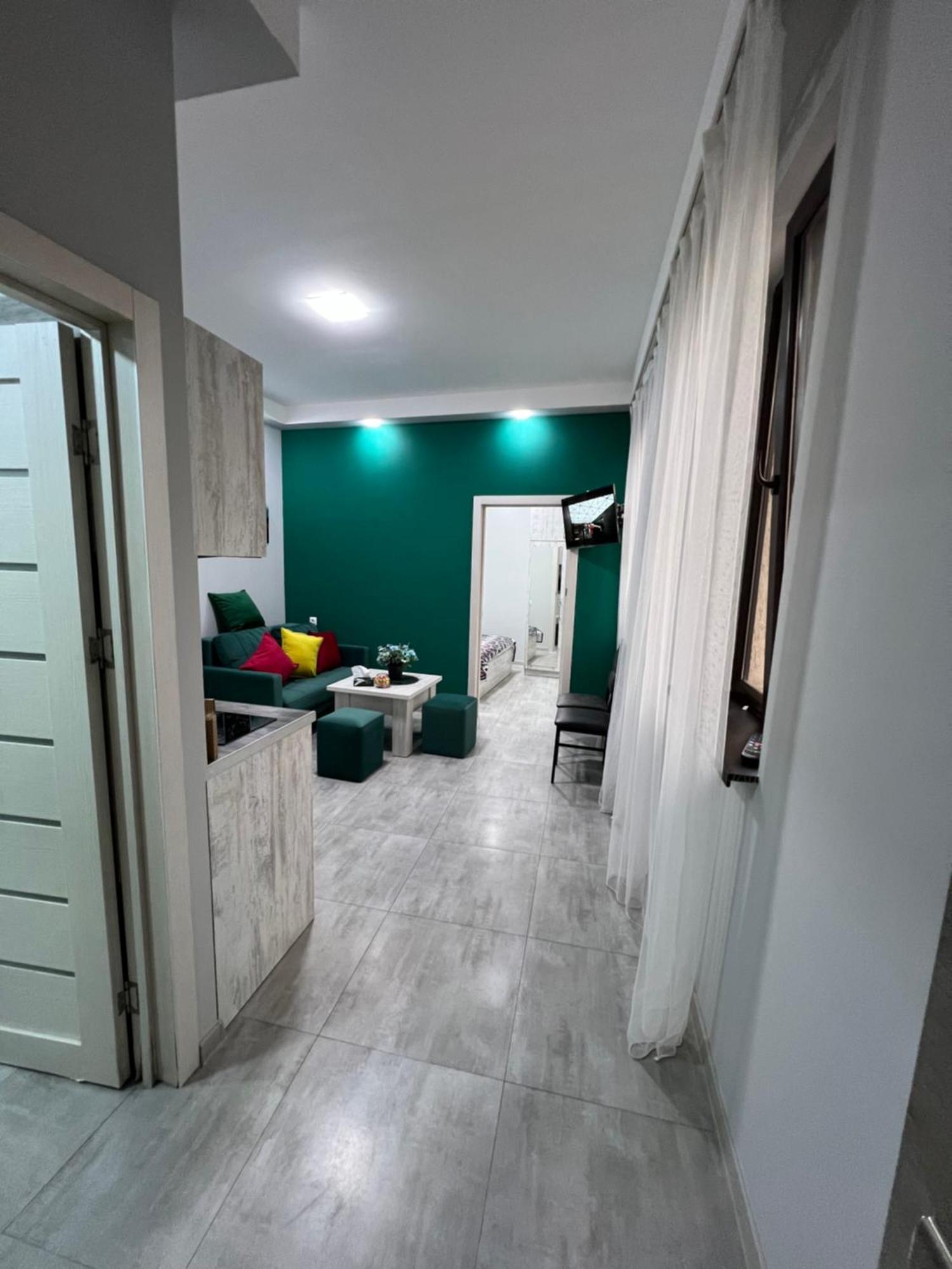 Cosy Apartment With Good Location Self Check In Erevan Esterno foto