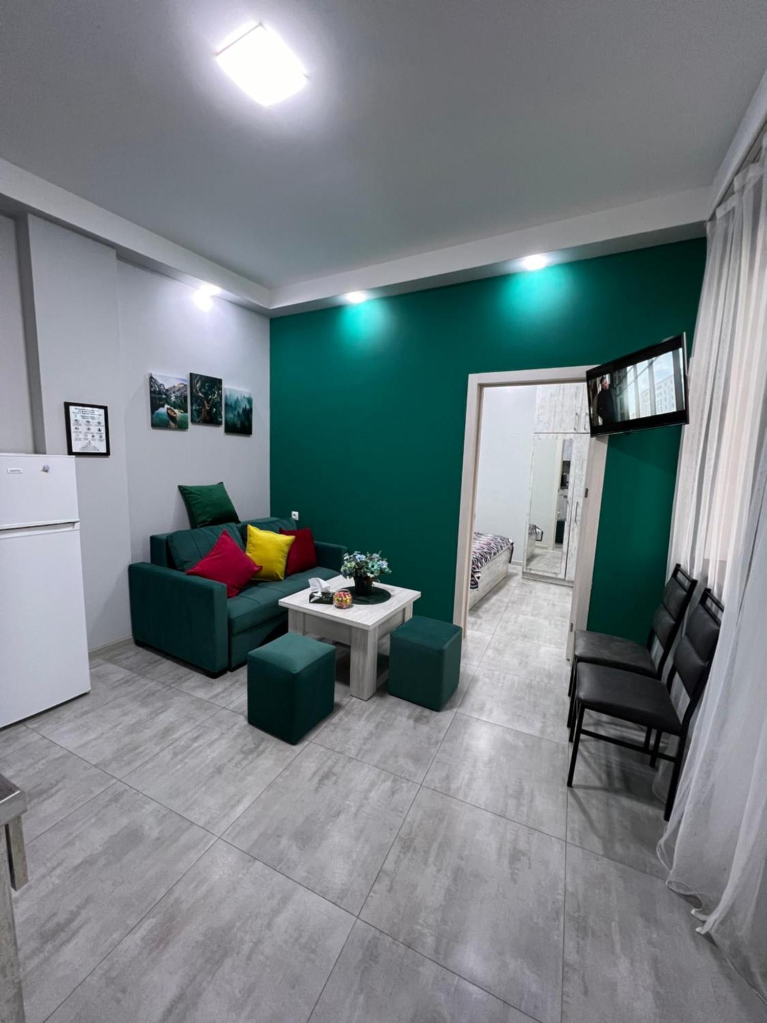 Cosy Apartment With Good Location Self Check In Erevan Esterno foto