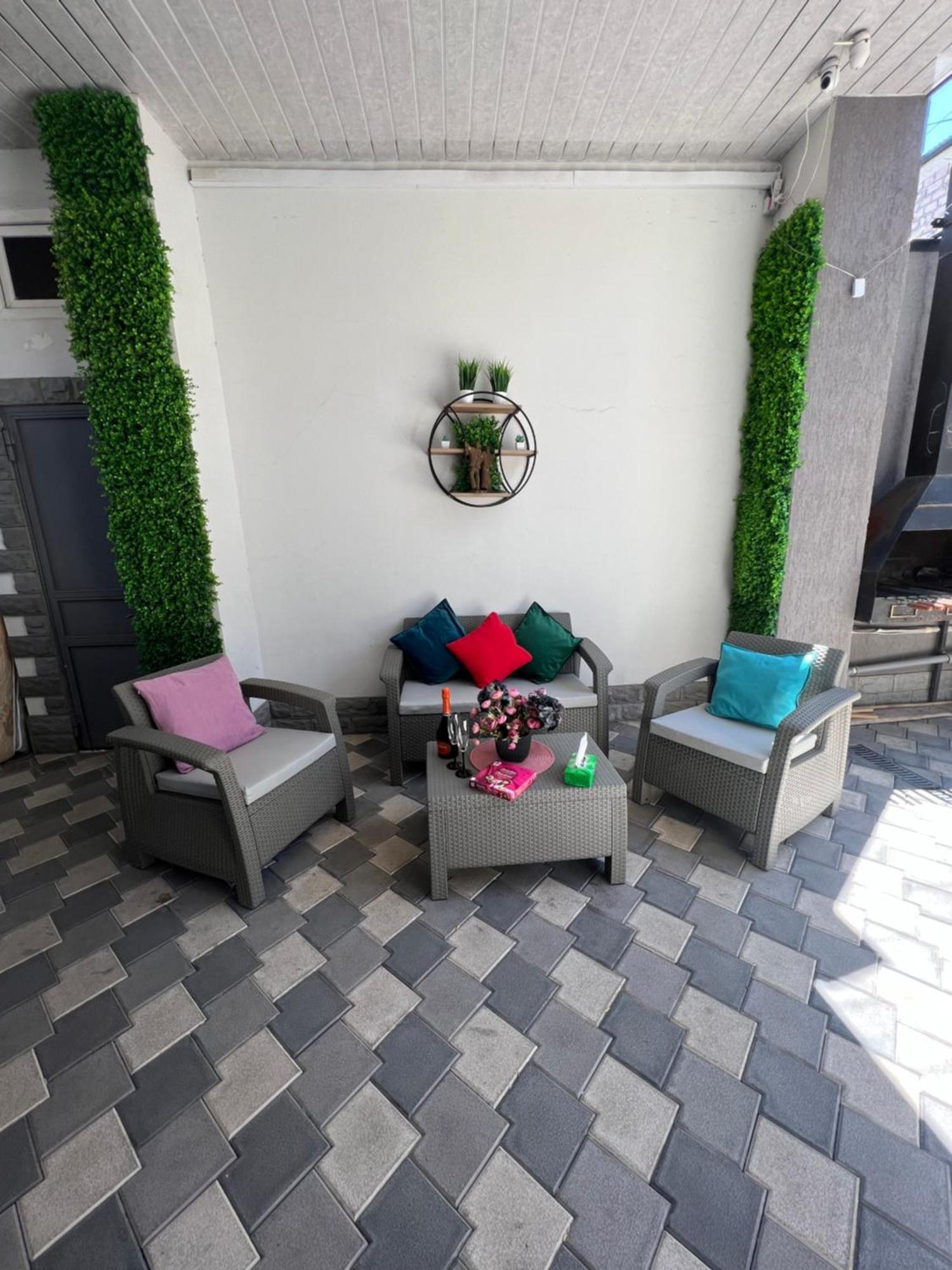 Cosy Apartment With Good Location Self Check In Erevan Esterno foto