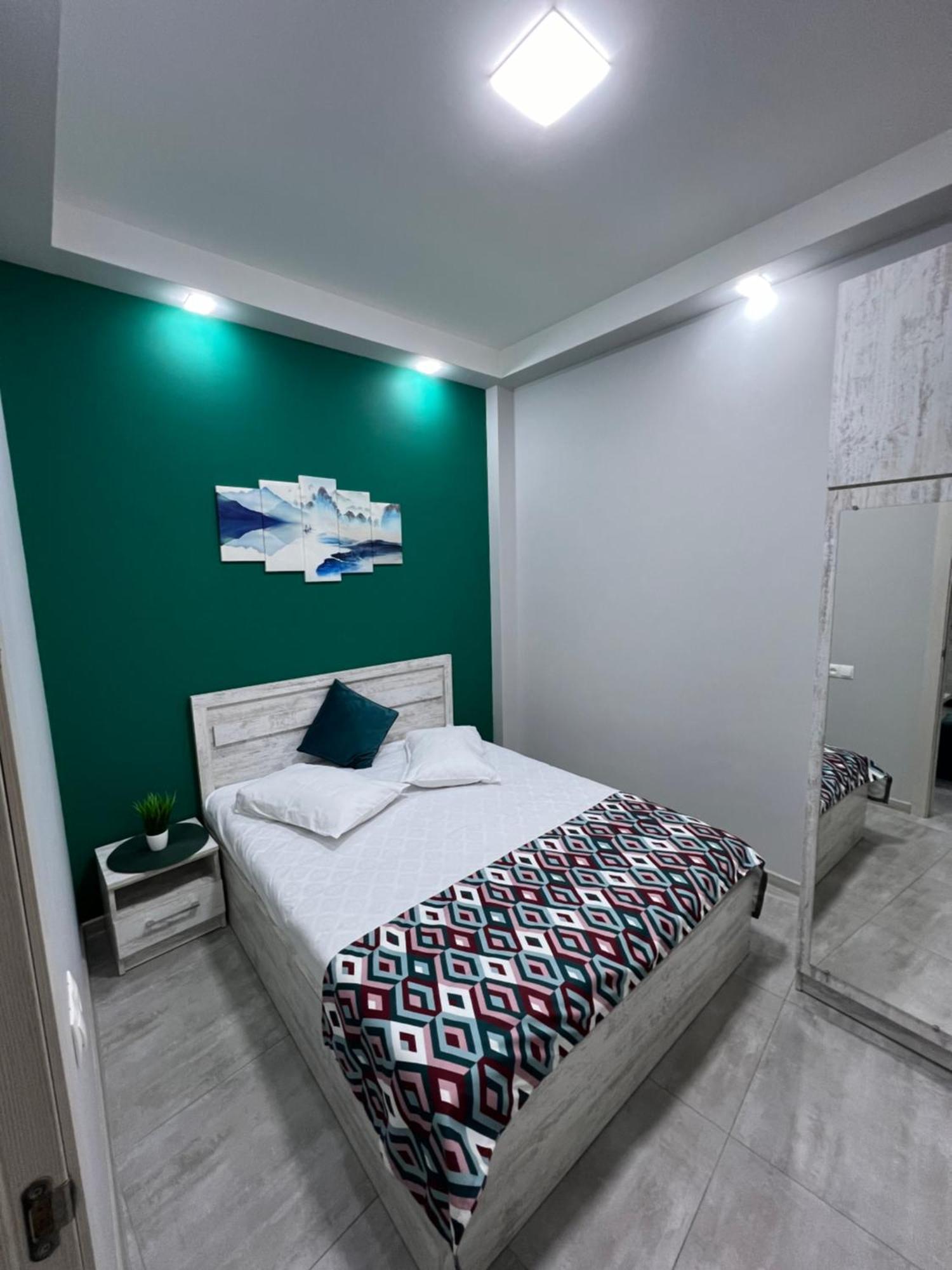 Cosy Apartment With Good Location Self Check In Erevan Esterno foto