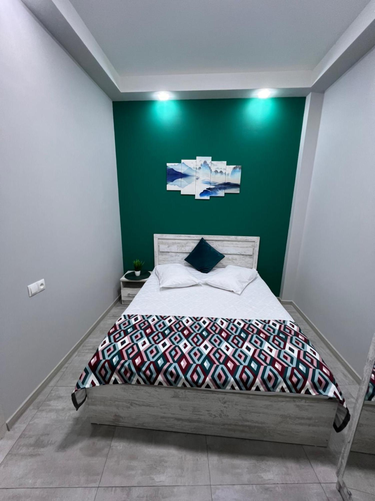 Cosy Apartment With Good Location Self Check In Erevan Esterno foto